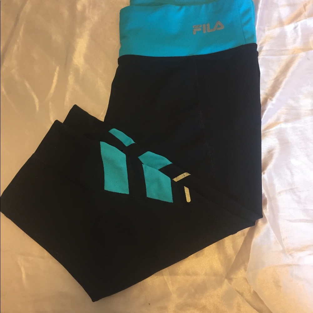 FILA workout caprees